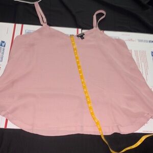 $5 ITEM MINIMUM 2 ITEMS & REST OF CLOSET IS 1$EACH 5 ITEM MINIMUM 🥳🥳🥳